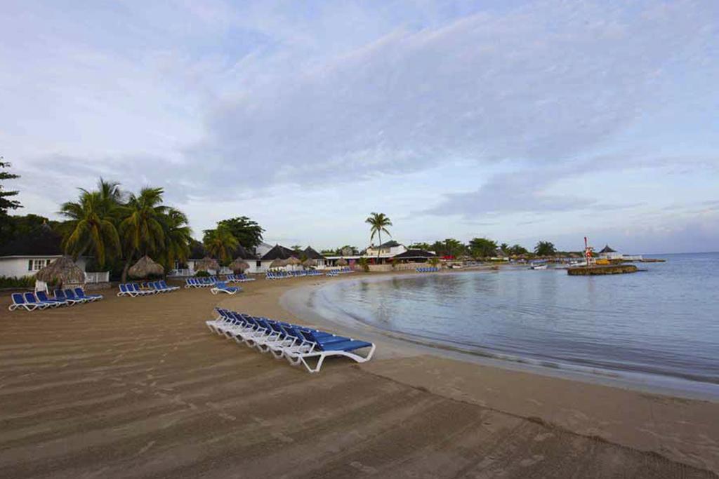 Decameron Club Caribbean Runaway Bay, Ramada All-Inclusive Resort Zewnętrze zdjęcie